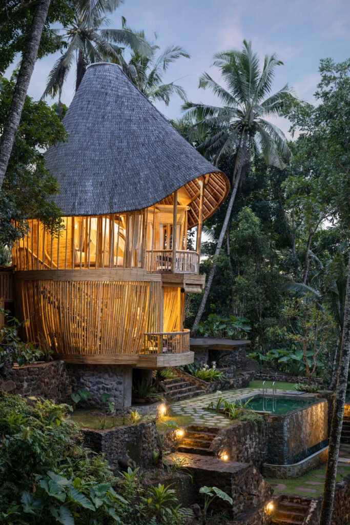 Asep Gumi Retreat surrounded by tropical nature in Tabanan Bali